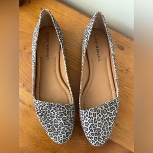 lucky brand leopard print asymmetrical flats size 8